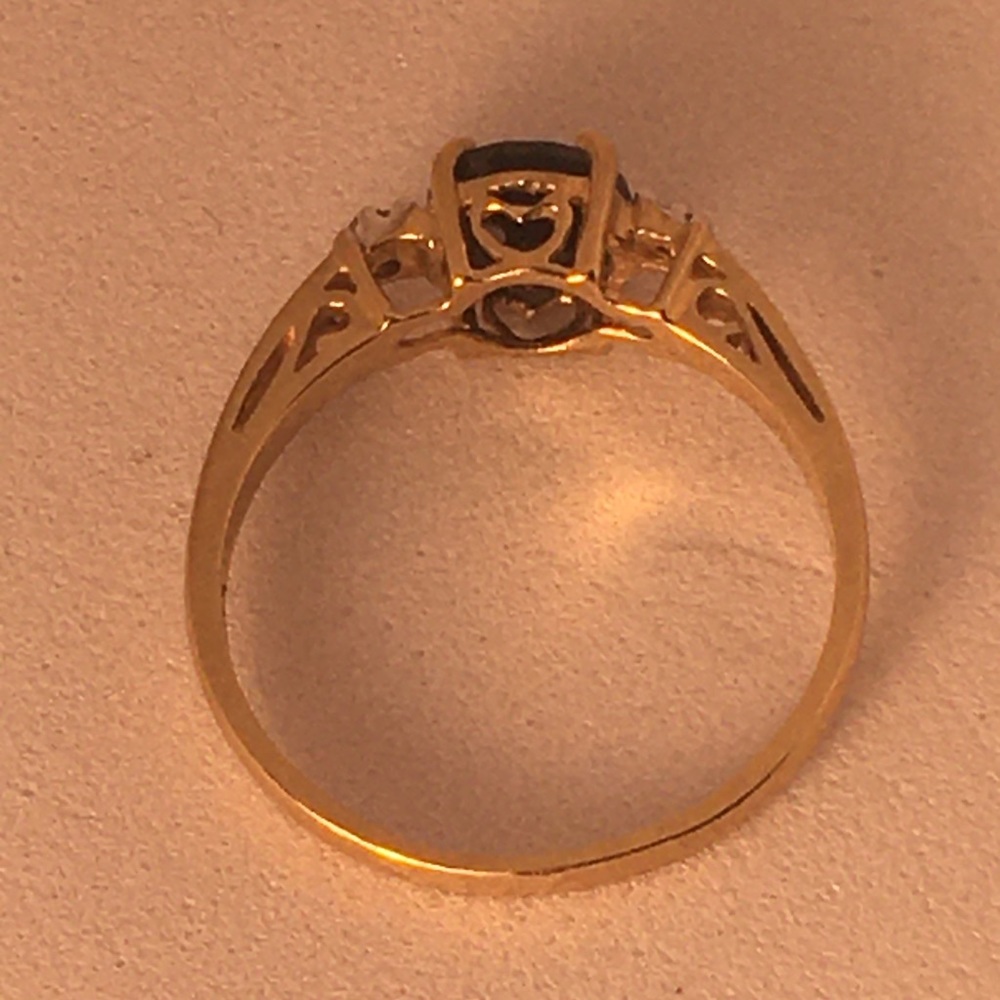 Preloved Solid 10K Sapphire Ring - Picture 7 of 7